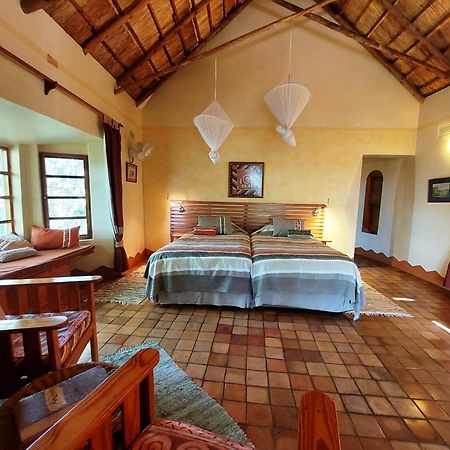 Musangano Lodge Odzi Екстер'єр фото
