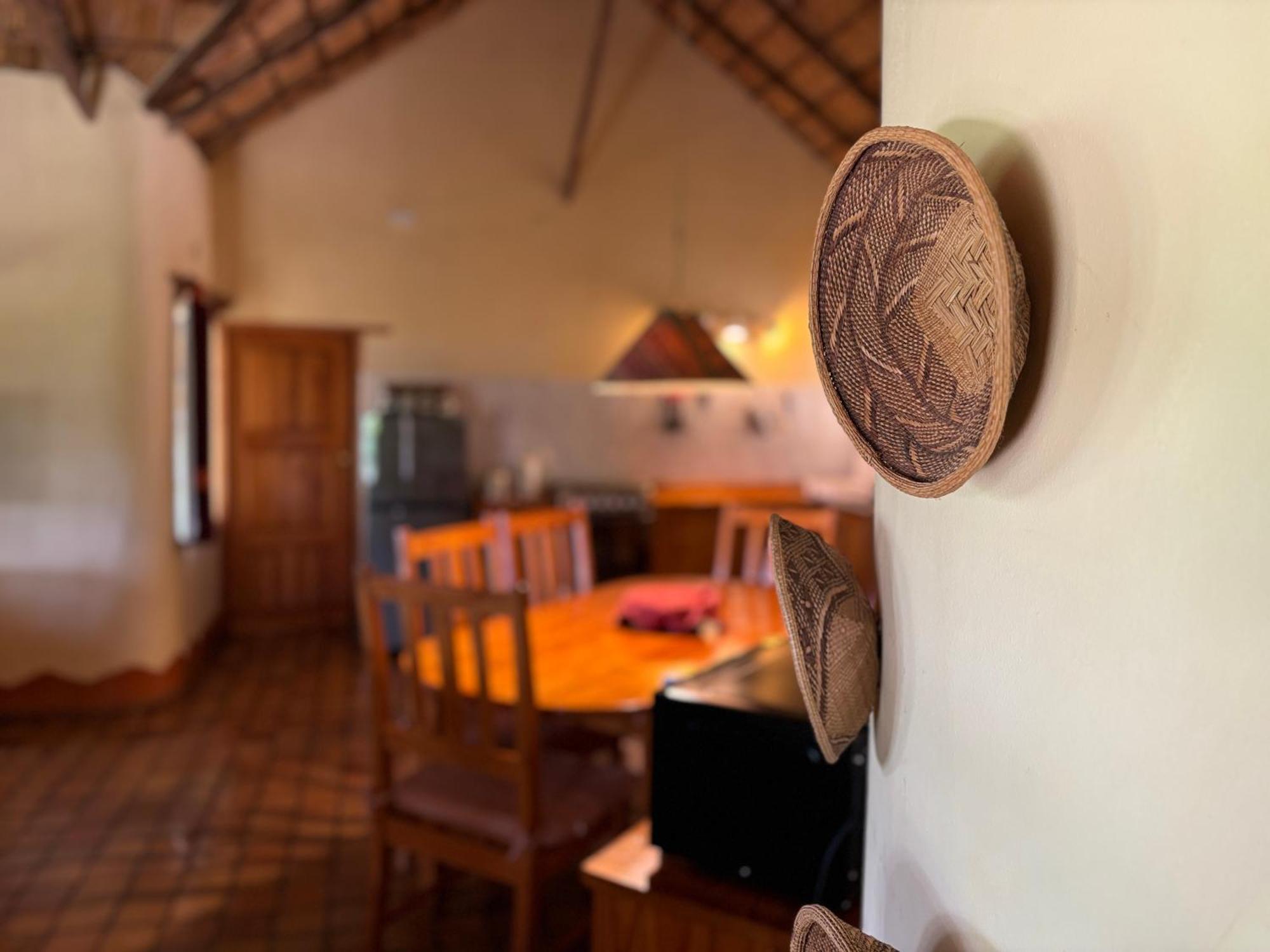 Musangano Lodge Odzi Екстер'єр фото