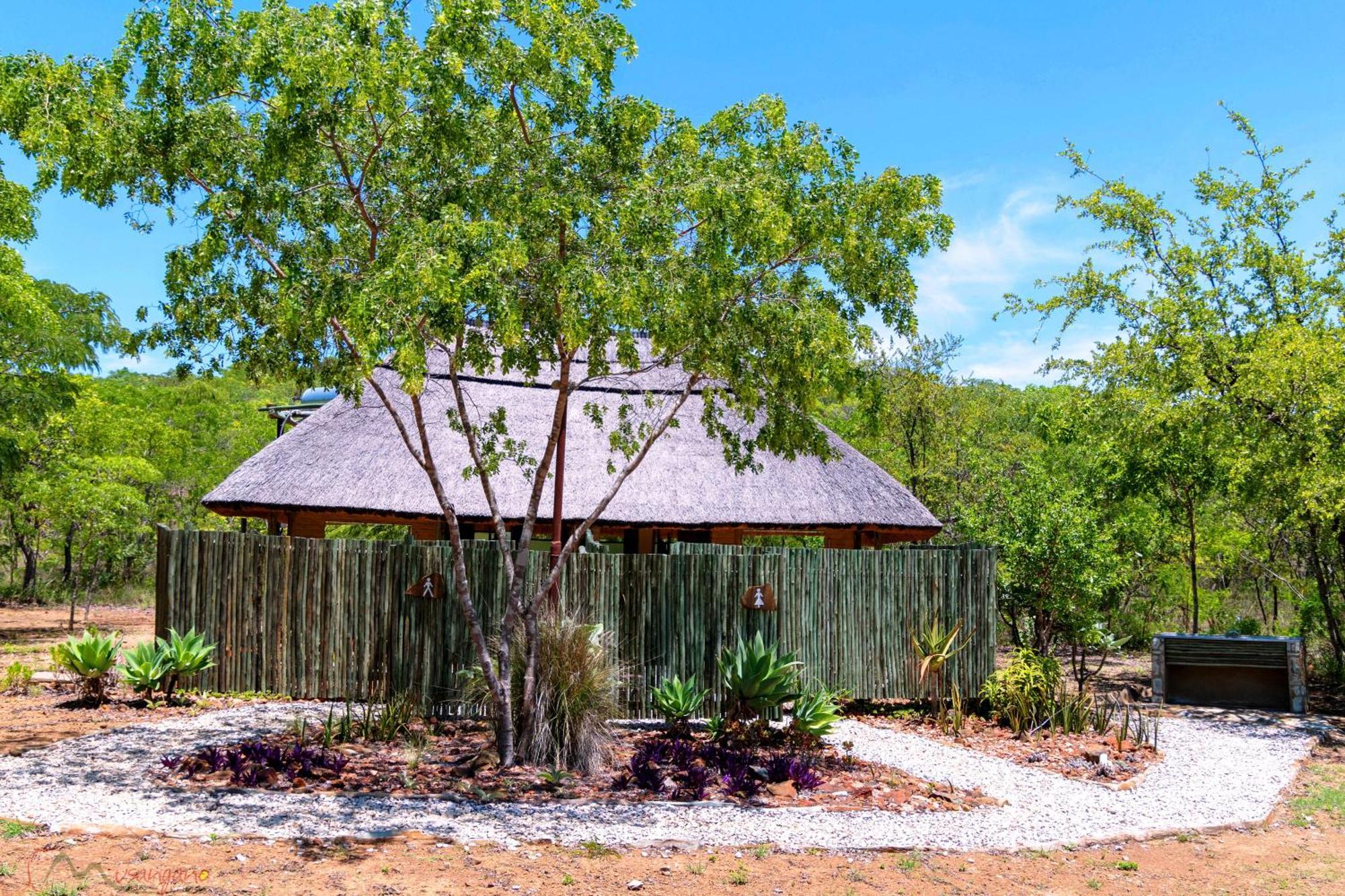 Musangano Lodge Odzi Екстер'єр фото
