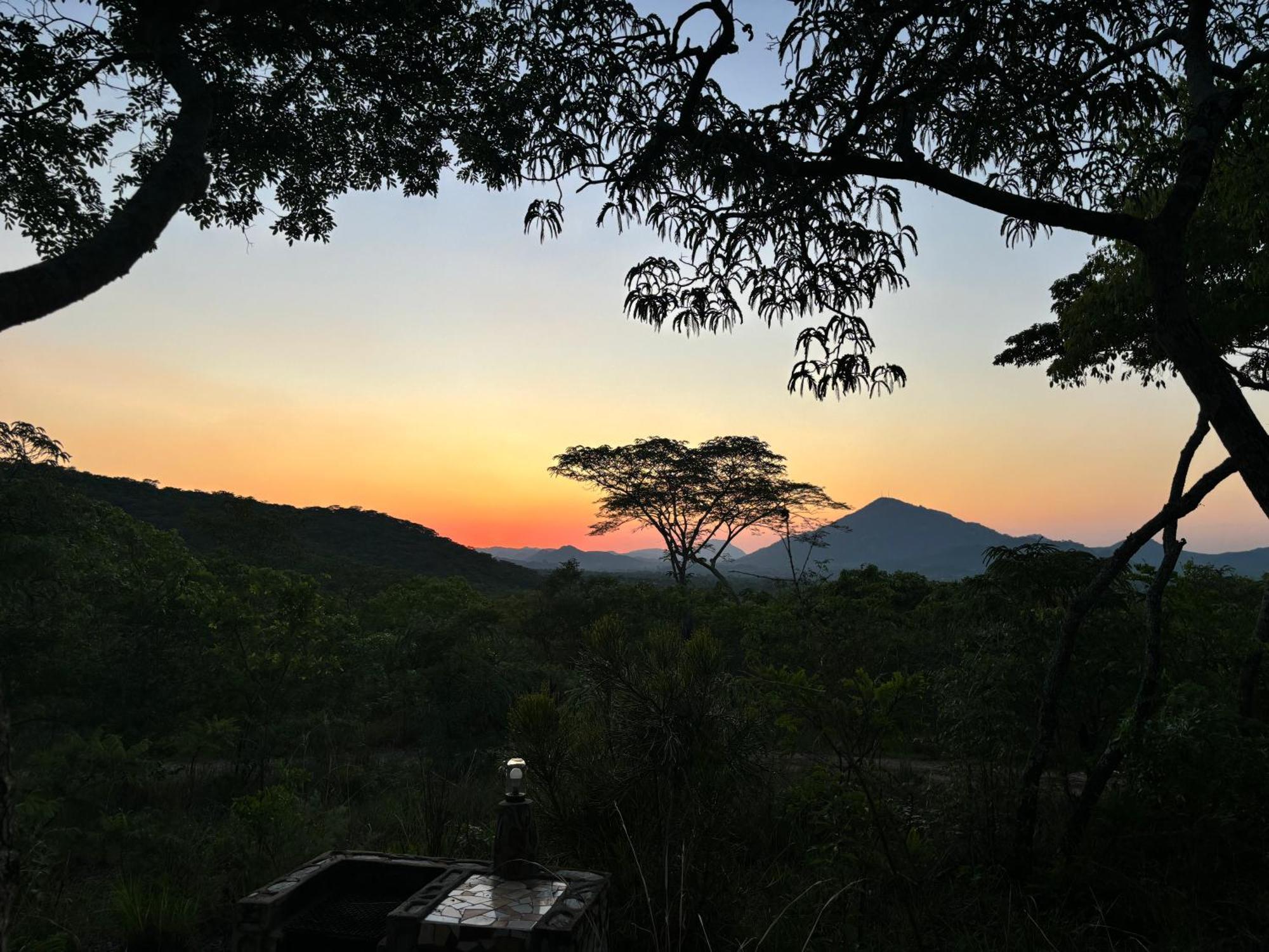 Musangano Lodge Odzi Екстер'єр фото