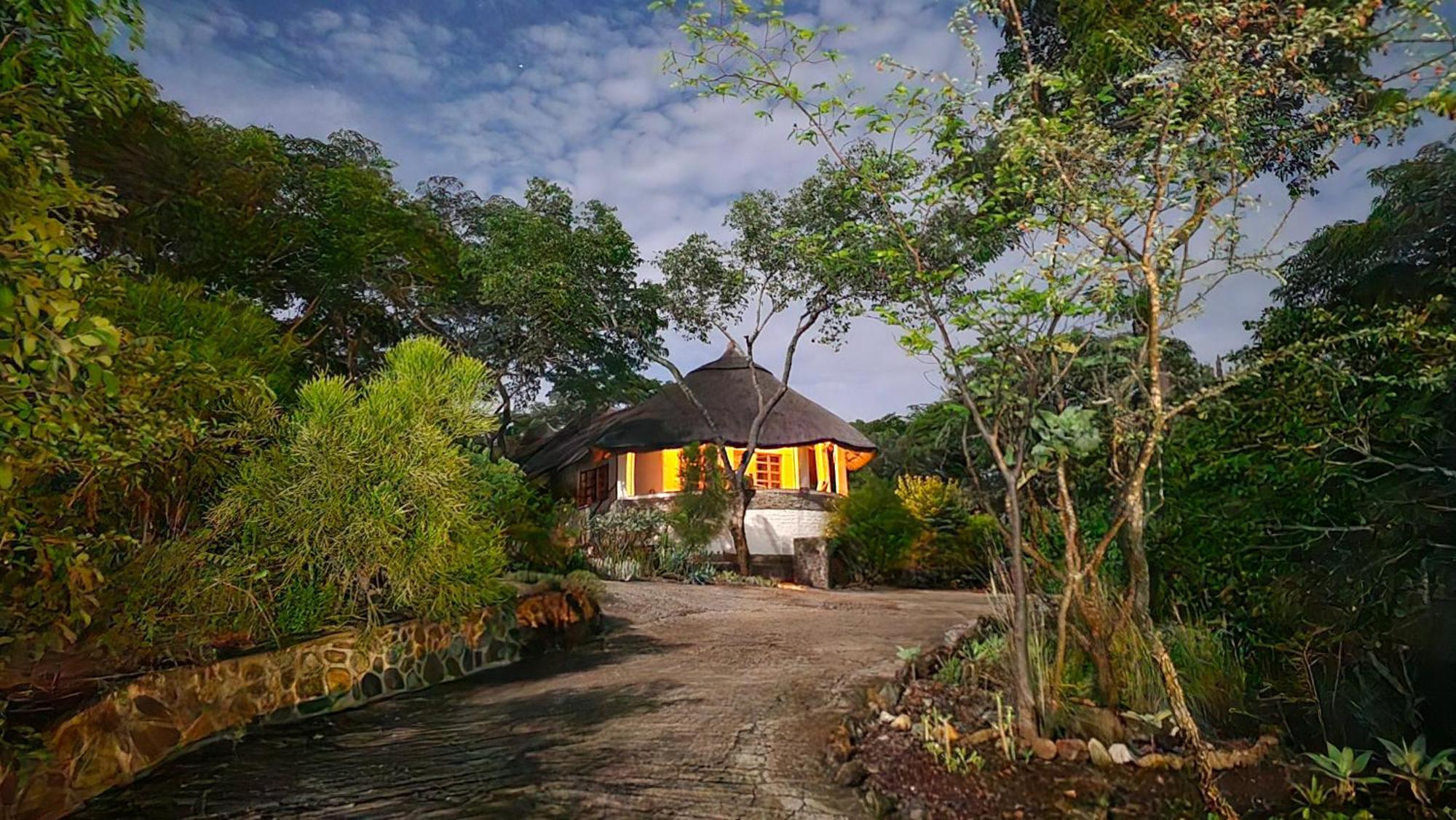 Musangano Lodge Odzi Екстер'єр фото